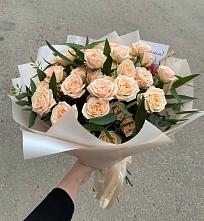 Букет Кремовые розы Латте в Крюково